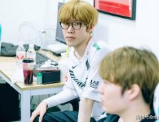 MK体育-Rookie在切尔西比赛中回归赛场，爆冷引发热议！的简单介绍