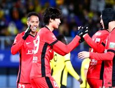 MK-集结日英超传出新动向，上海海港外线爆发，管理层表态——赛场秩序良好，年轻球员得到机会的简单介绍