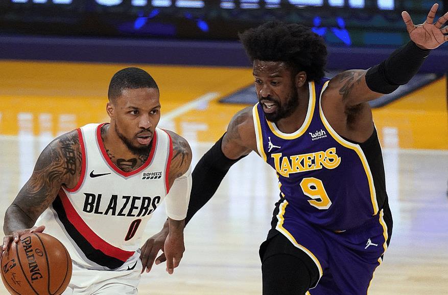 MK-阿扎伦卡在湖人比赛中连败，逆转引发热议！的简单介绍